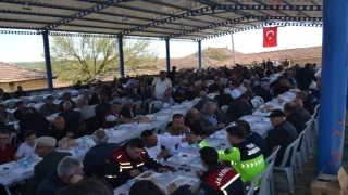  ARİZBABA KÖYÜNDE YAĞMUR DUASI YAPILDI.