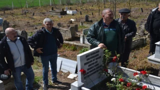 KARACA KATLEDİLİŞİNİN 49.YILINDA MEZARI BAŞINDA ANILDI