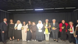 Anneler Günü’ne Özel Tiyatro Etkinliği Büyük Beğeni Topladı