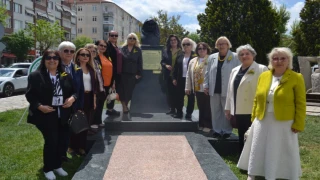 Türk Kırklareli Anneler Derneği'nden "ANNELER GÜNÜ " Etkinliği