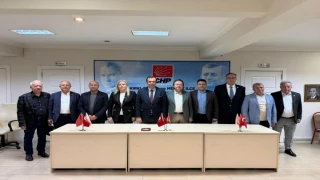 CHP KIRKLARELİ ÖRGÜTÜNDEN ORTAK TAVIR: “SEÇİLMİŞ BAŞKAN BİZİM BAŞKANIMIZDIR”