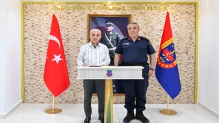 Kırklareli Valisi  Uğur Turan, Kırklareli İl Jandarma Komutanı J. Kd. Alb. Yusuf Eskitürk’ü ziyaret etti…